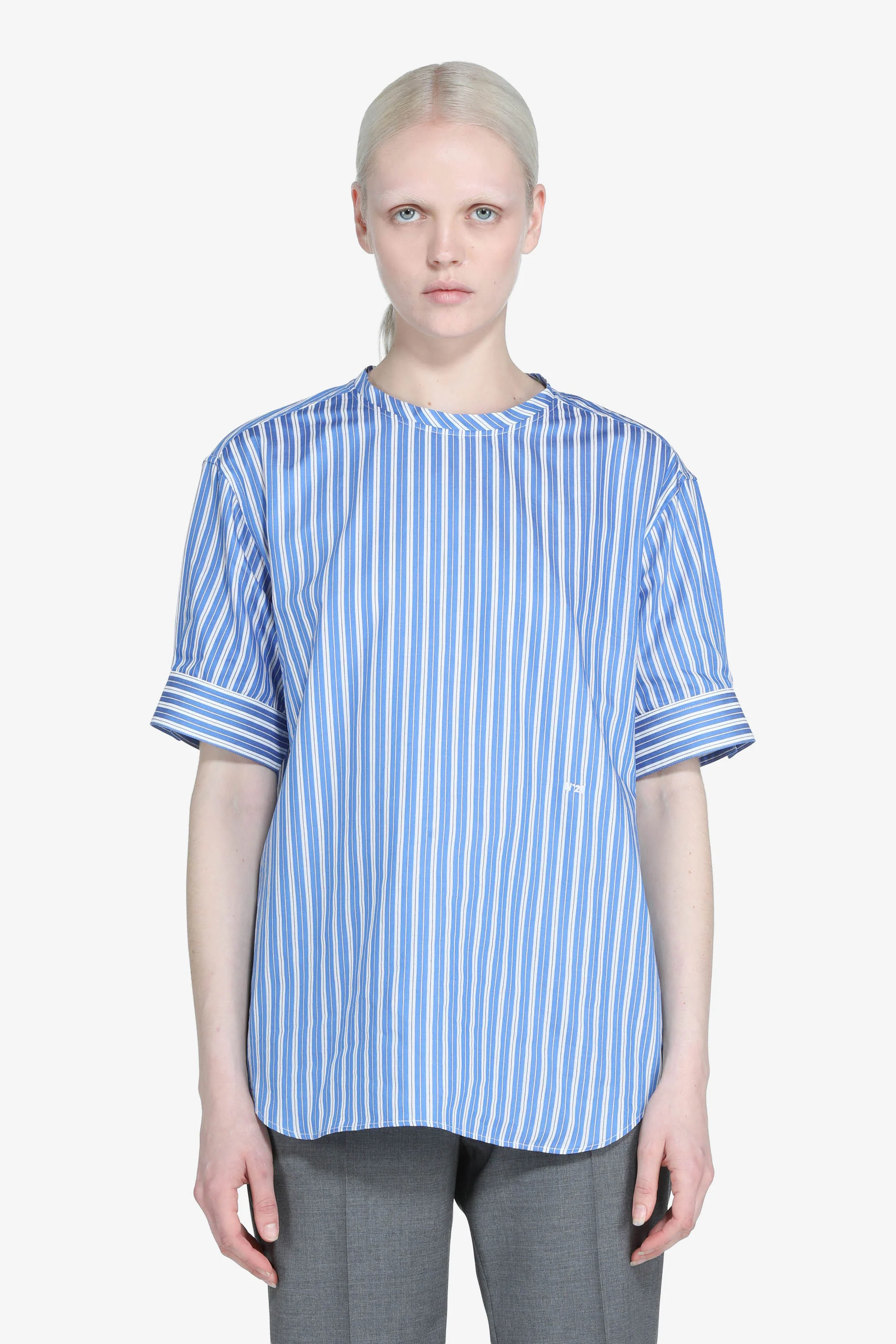 Blusa maniche corte