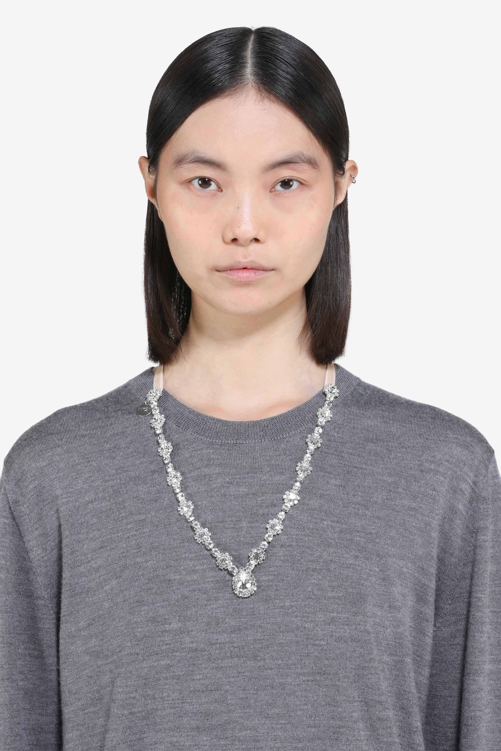 Collana con cristalli e pendente