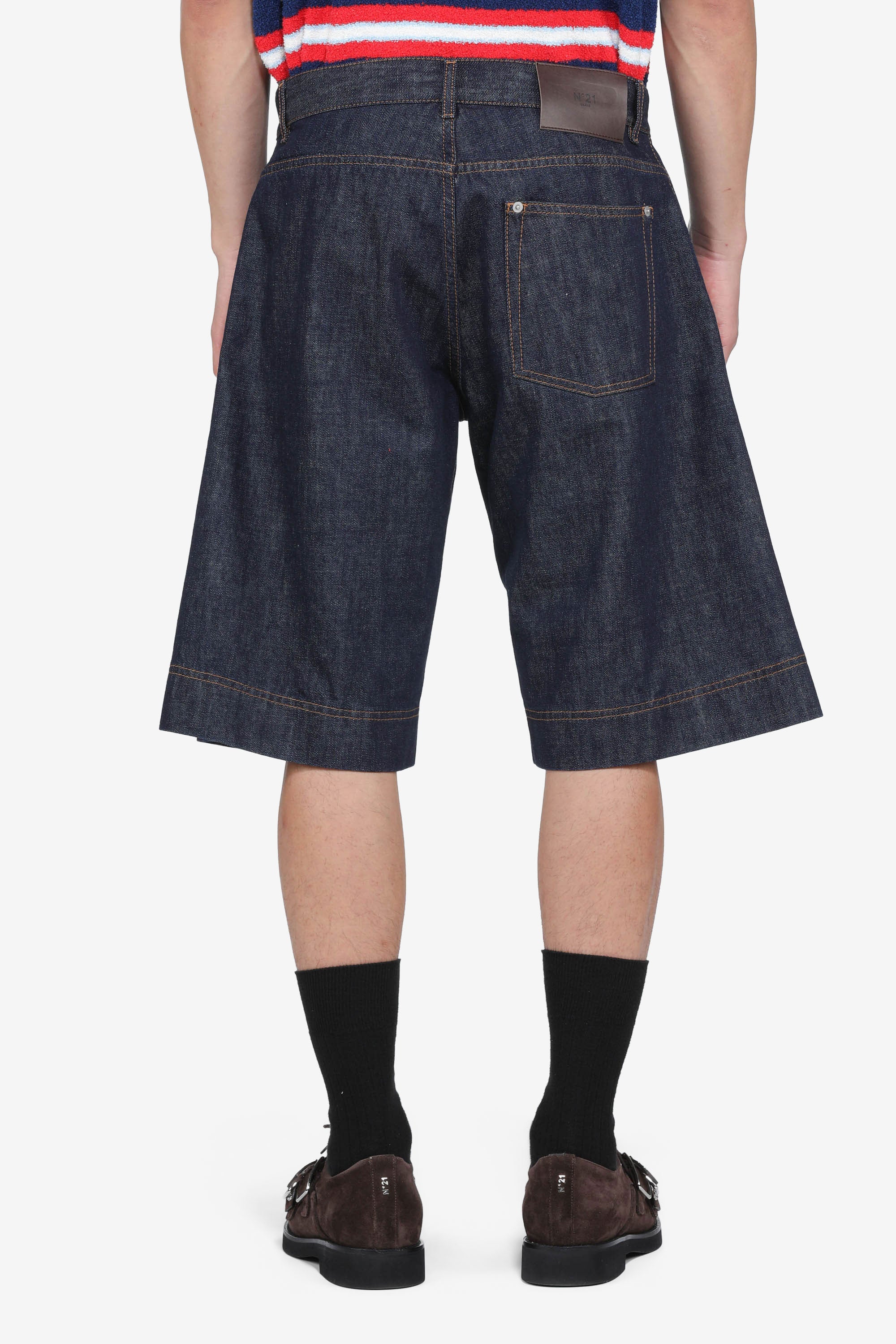 Pantalone bermuda in denim - Image 3